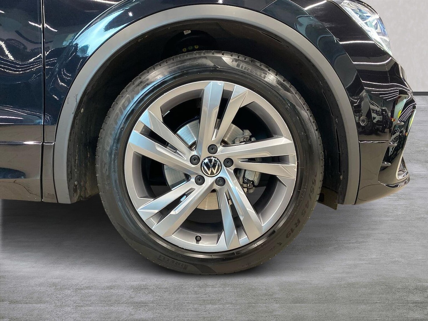 Used Volkswagen Tiguan 2023 for sale - 78064476: Photo 6