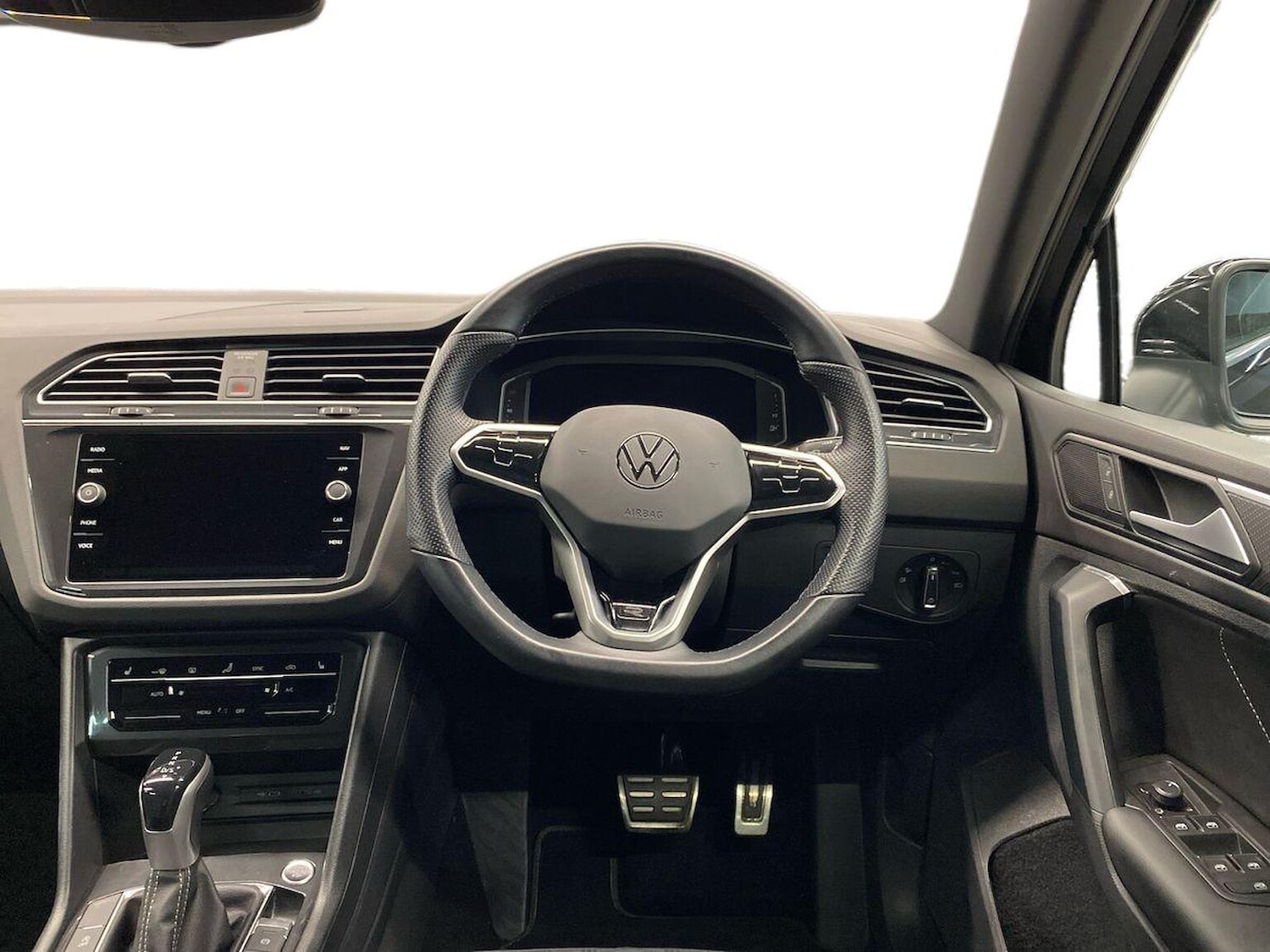 Used Volkswagen Tiguan 2023 for sale - 78064476: Photo 9