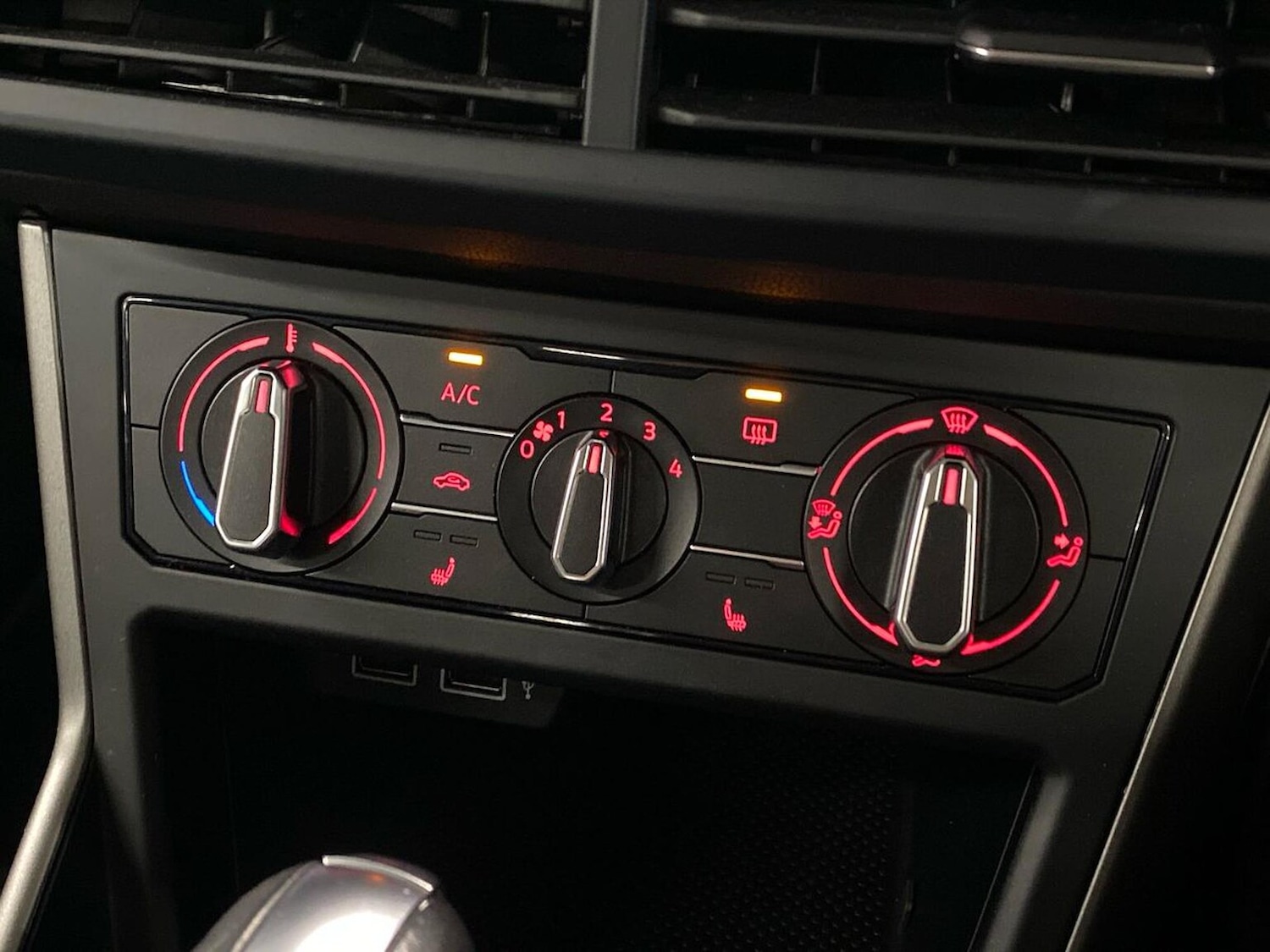 Used Volkswagen Polo 2020 for sale - 77062294: Photo 14