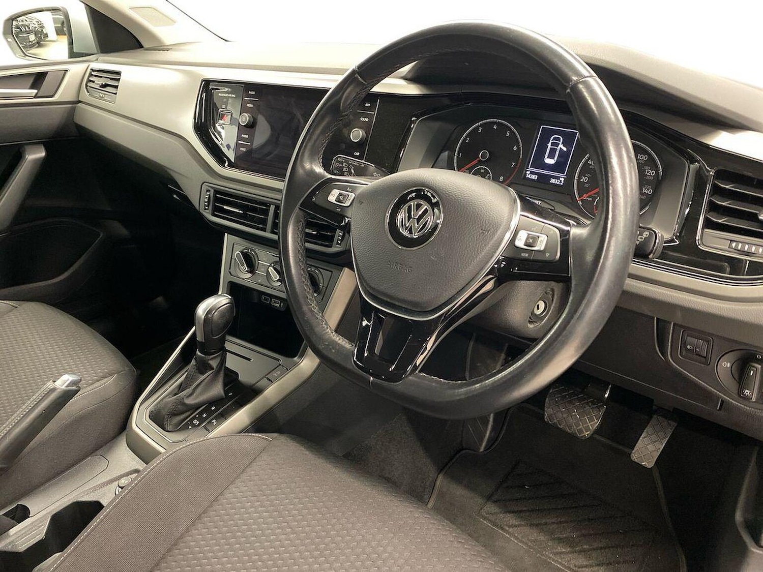 Used Volkswagen Polo 2020 for sale - 77062294: Photo 17