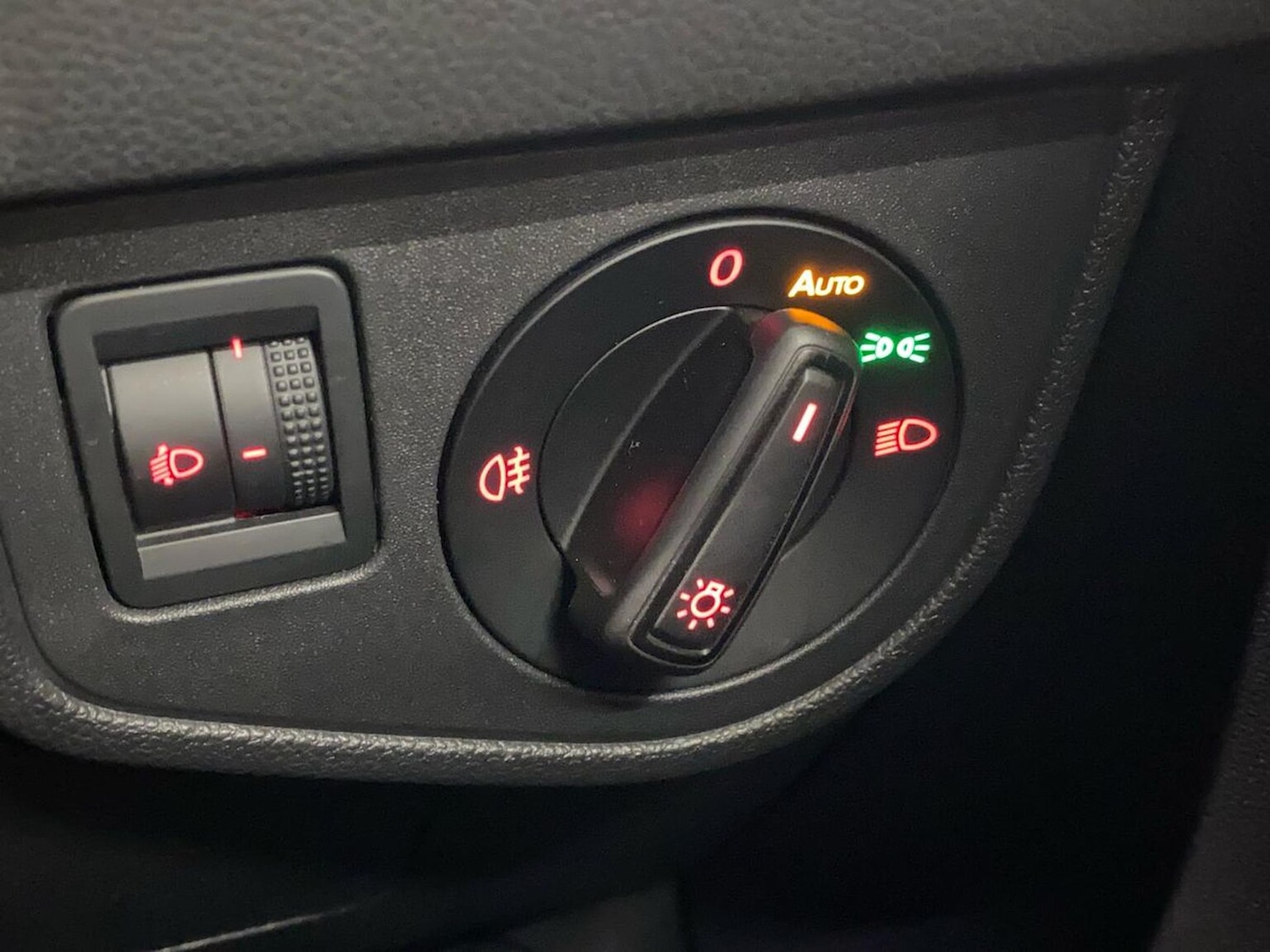 Used Volkswagen Polo 2020 for sale - 77062294: Photo 24