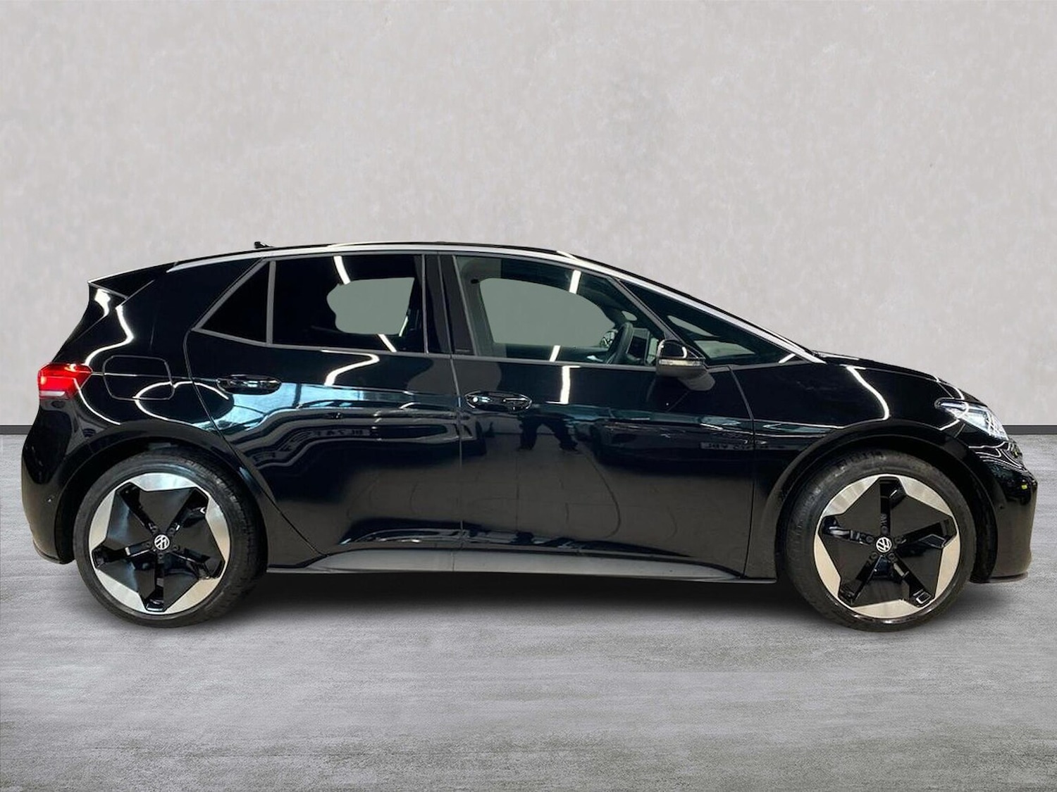 Used Volkswagen ID.3 2025 for sale - 77528838: Photo 3