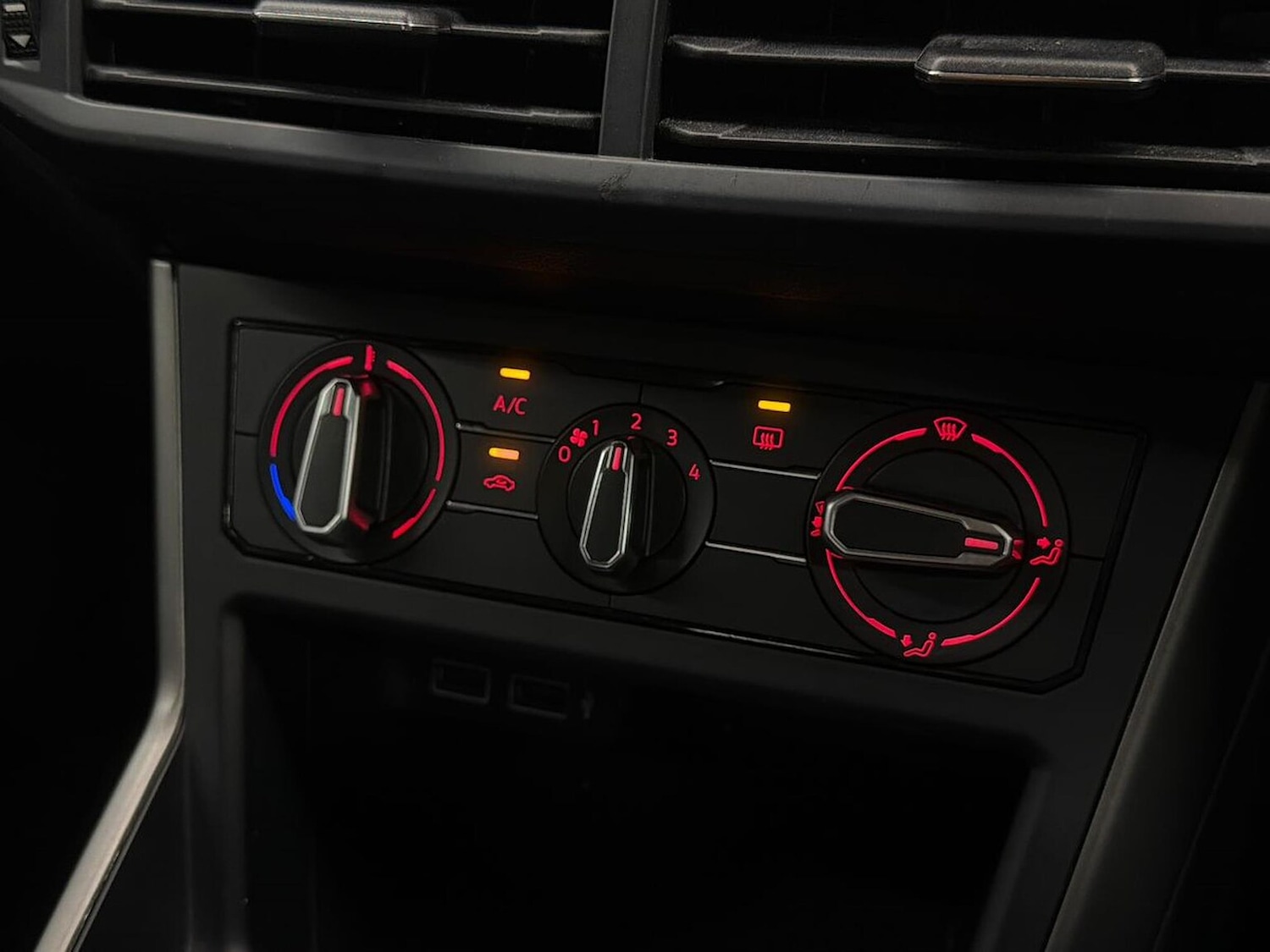 Used Volkswagen Polo 2019 for sale - 76342970: Photo 12