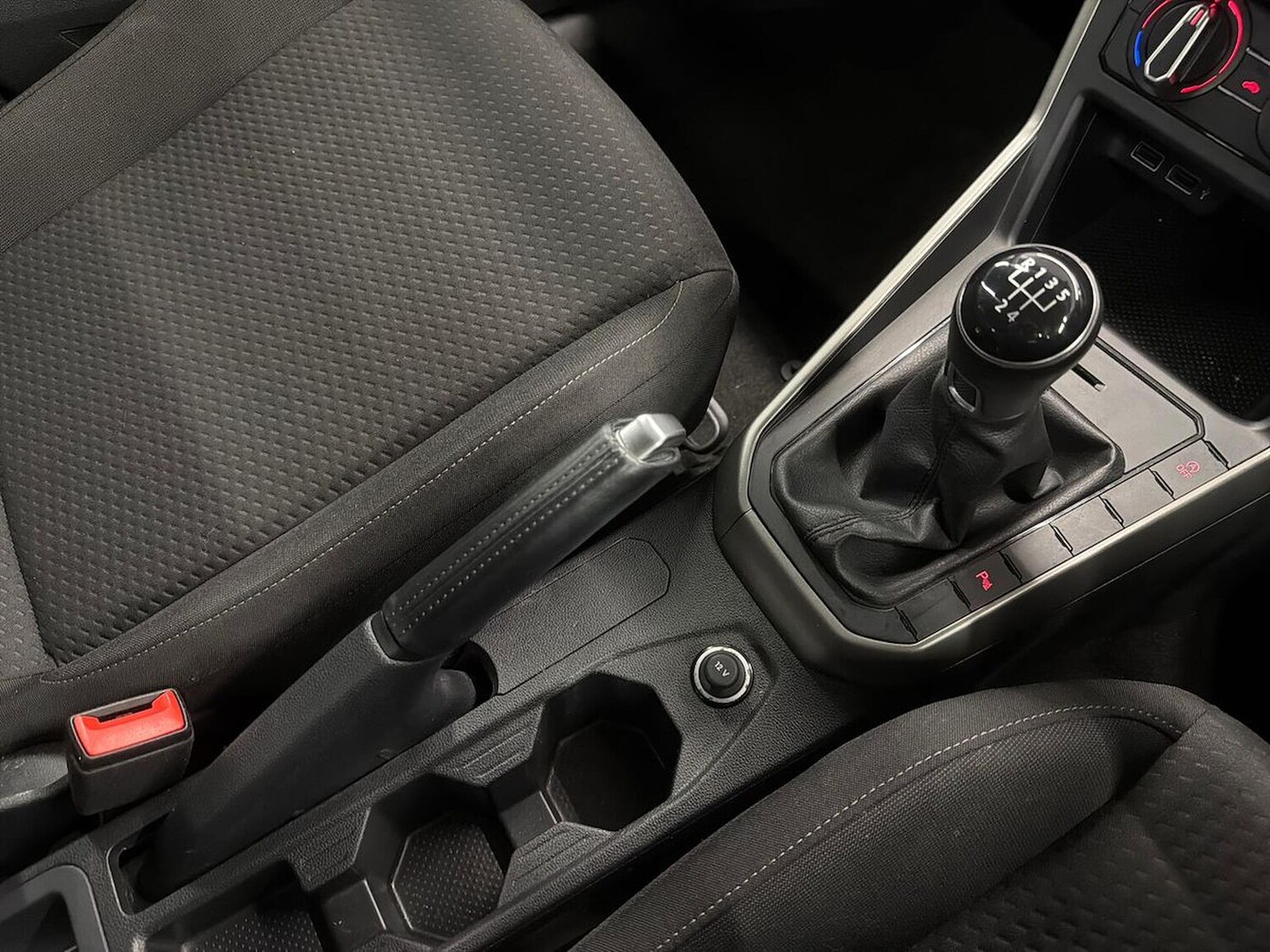 Used Volkswagen Polo 2019 for sale - 76342970: Photo 13