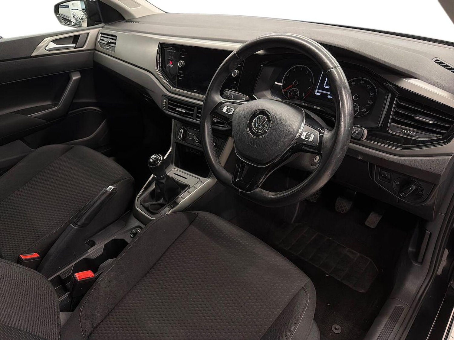 Used Volkswagen Polo 2019 for sale - 76342970: Photo 15