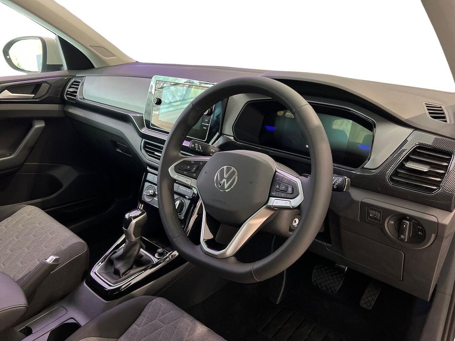 Used Volkswagen T-Cross 2025 for sale - 77487913: Photo 15