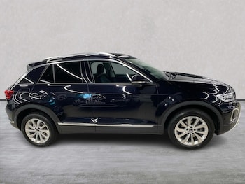 Used Volkswagen T-Roc 2025 for sale - 78571706: Photo