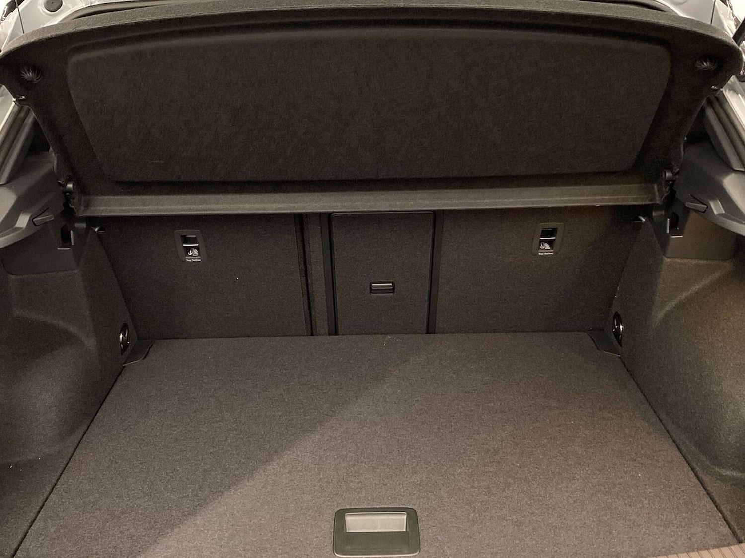 Used Volkswagen T-Roc 2025 for sale - 76699396: Photo 17