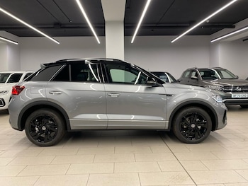 Used Volkswagen T-Roc 2025 for sale - 76699396: Photo