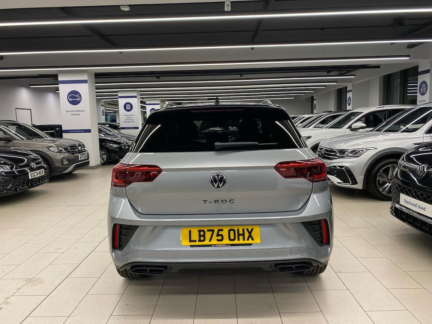 Used Volkswagen T-Roc 2025 for sale - 76699396: Photo 4