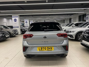 Used Volkswagen T-Roc 2025 for sale - 76699396: Photo