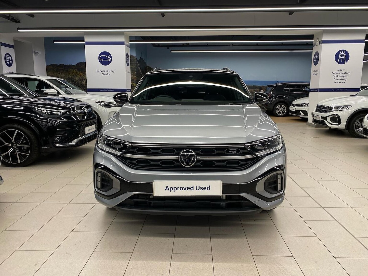 Used Volkswagen T-Roc 2025 for sale - 76699396: Photo 5