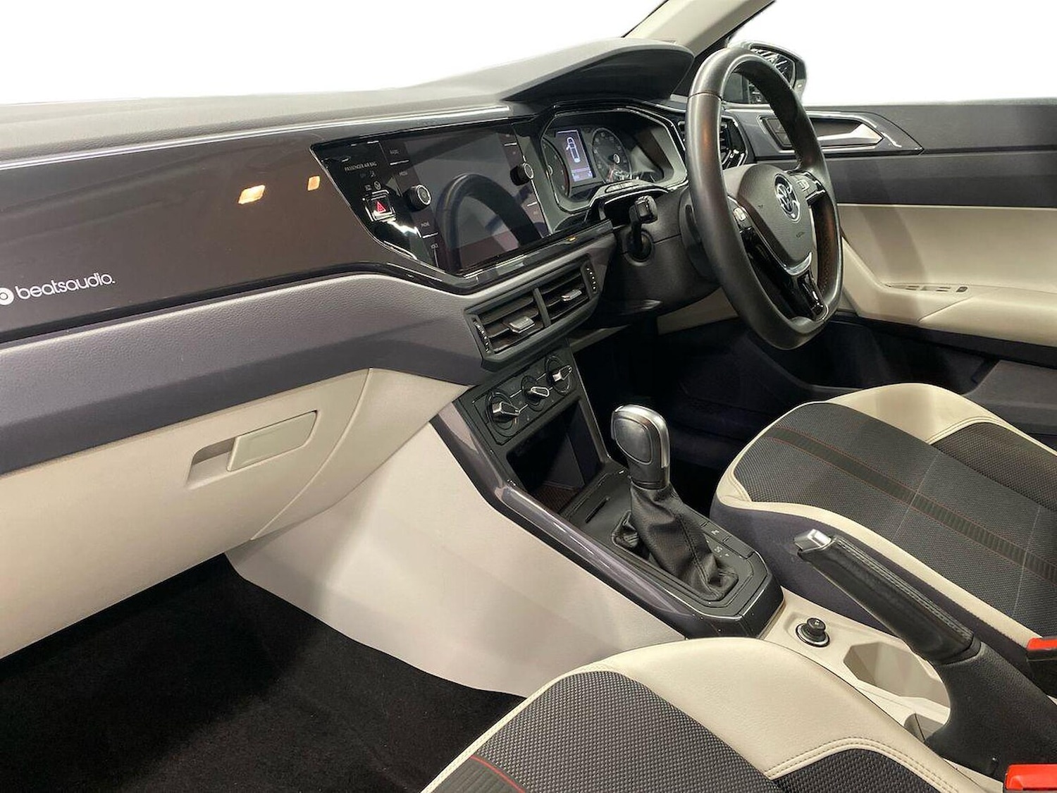 Used Volkswagen Polo 2021 for sale - 76963558: Photo 8