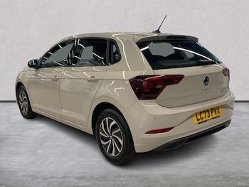 Used Volkswagen Polo 2023 for sale - 79404711: Photo