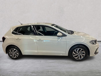 Used Volkswagen Polo 2023 for sale - 79404711: Photo