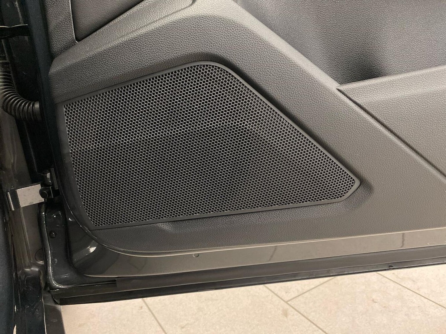 Used Volkswagen T-Roc 2025 for sale - 76449575: Photo 29