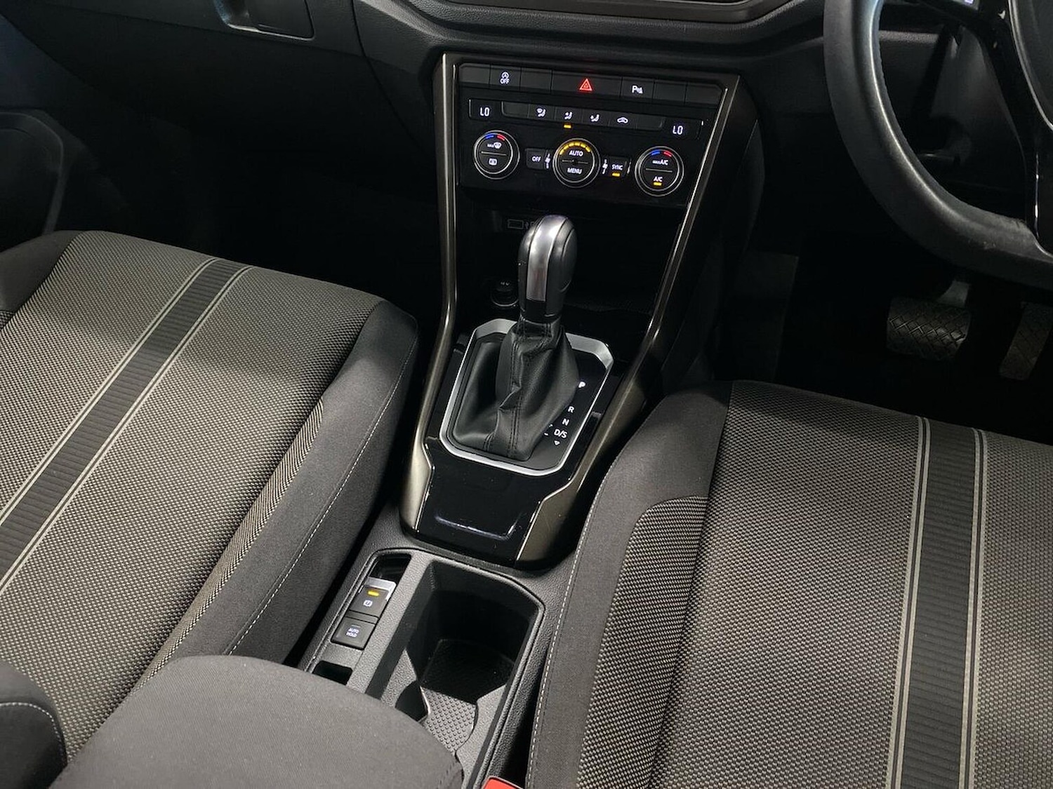 Used Volkswagen T-Roc 2019 for sale - 77846729: Photo 13