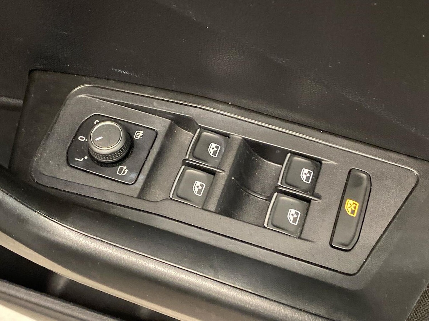 Used Volkswagen T-Roc 2019 for sale - 77846729: Photo 21