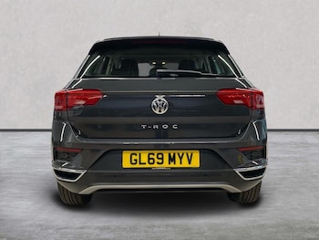 Used Volkswagen T-Roc 2019 for sale - 77846729: Photo