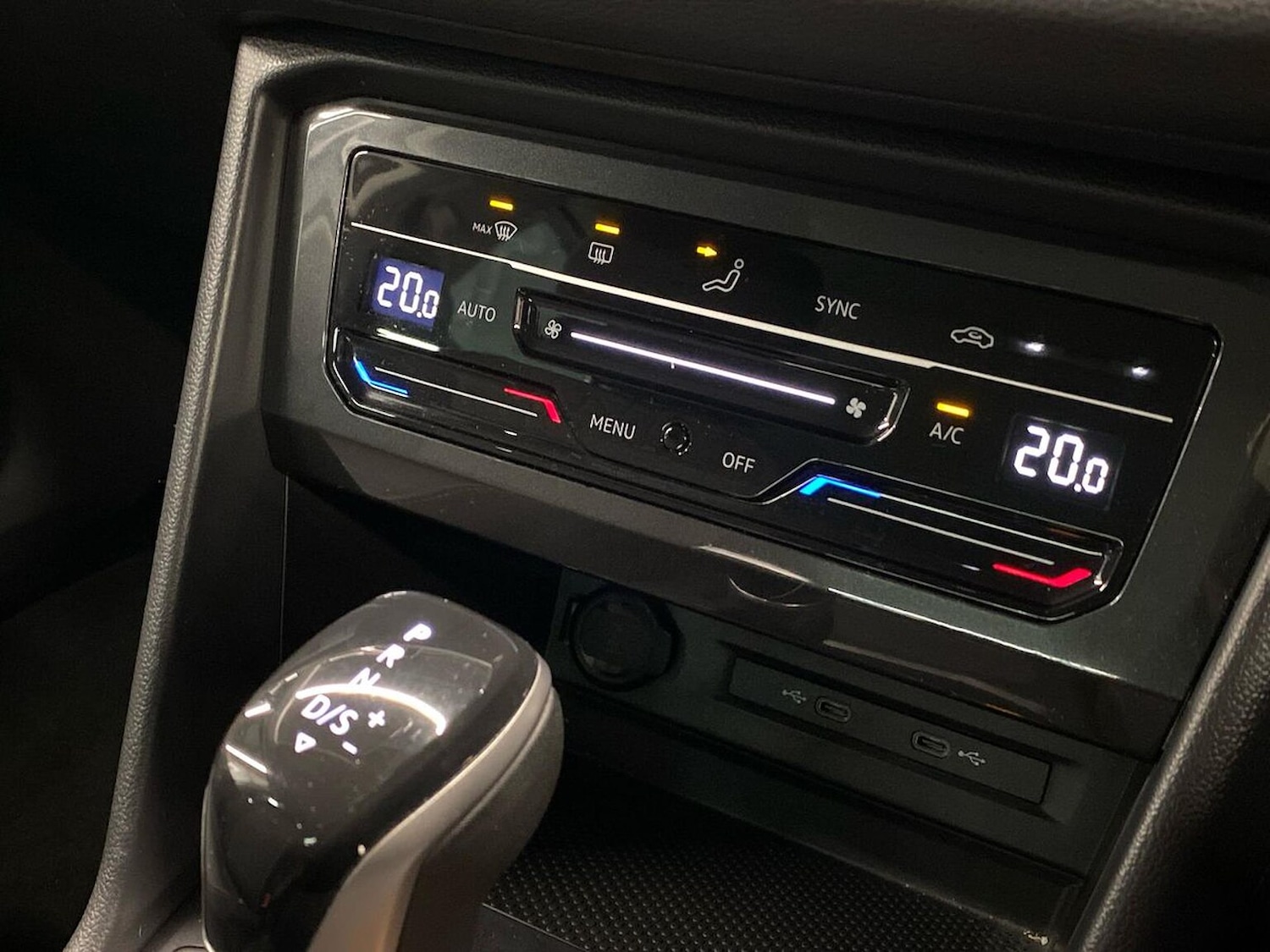 Used Volkswagen Tiguan 2023 for sale - 76905075: Photo 12