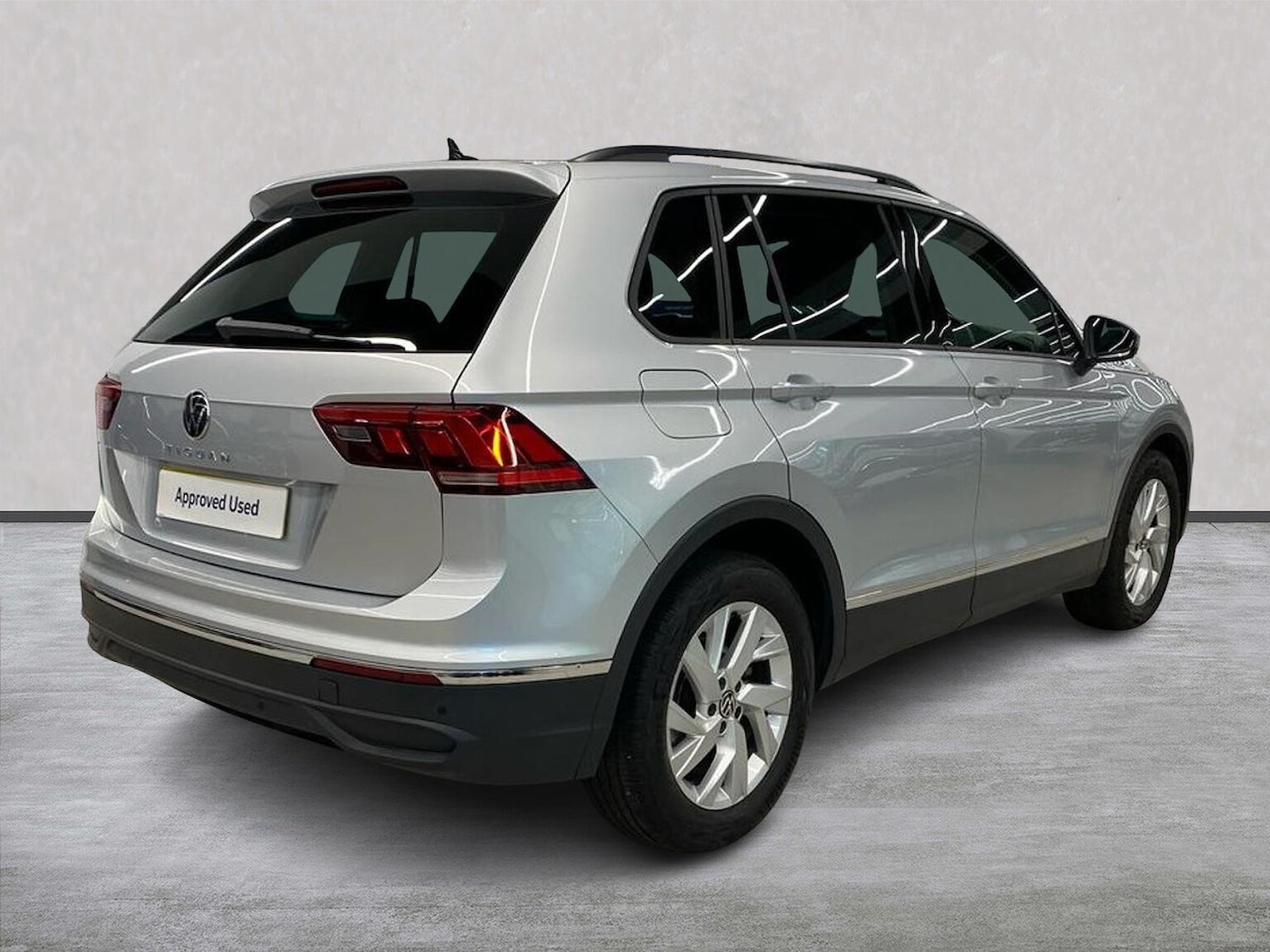 Used Volkswagen Tiguan 2023 for sale - 76905075: Photo 18