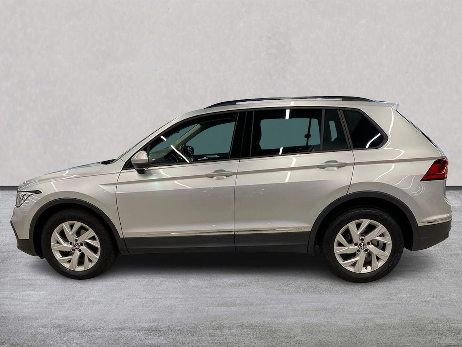 Used Volkswagen Tiguan 2023 for sale - 76905075: Photo 19