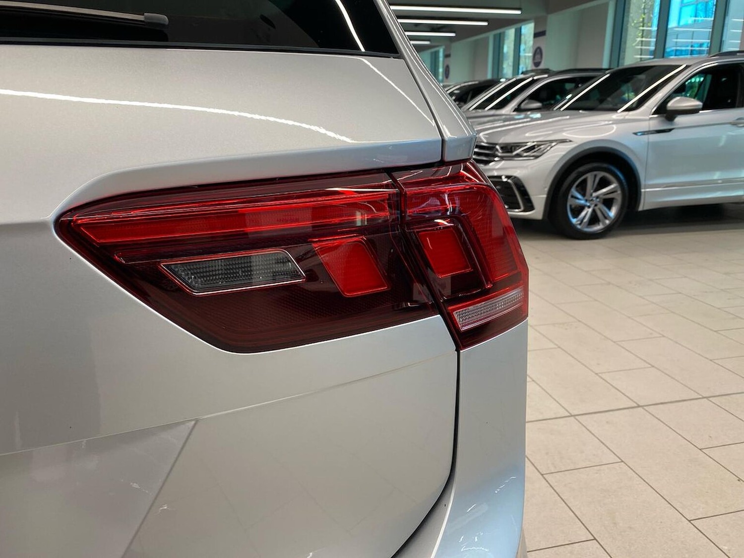 Used Volkswagen Tiguan 2023 for sale - 76905075: Photo 32