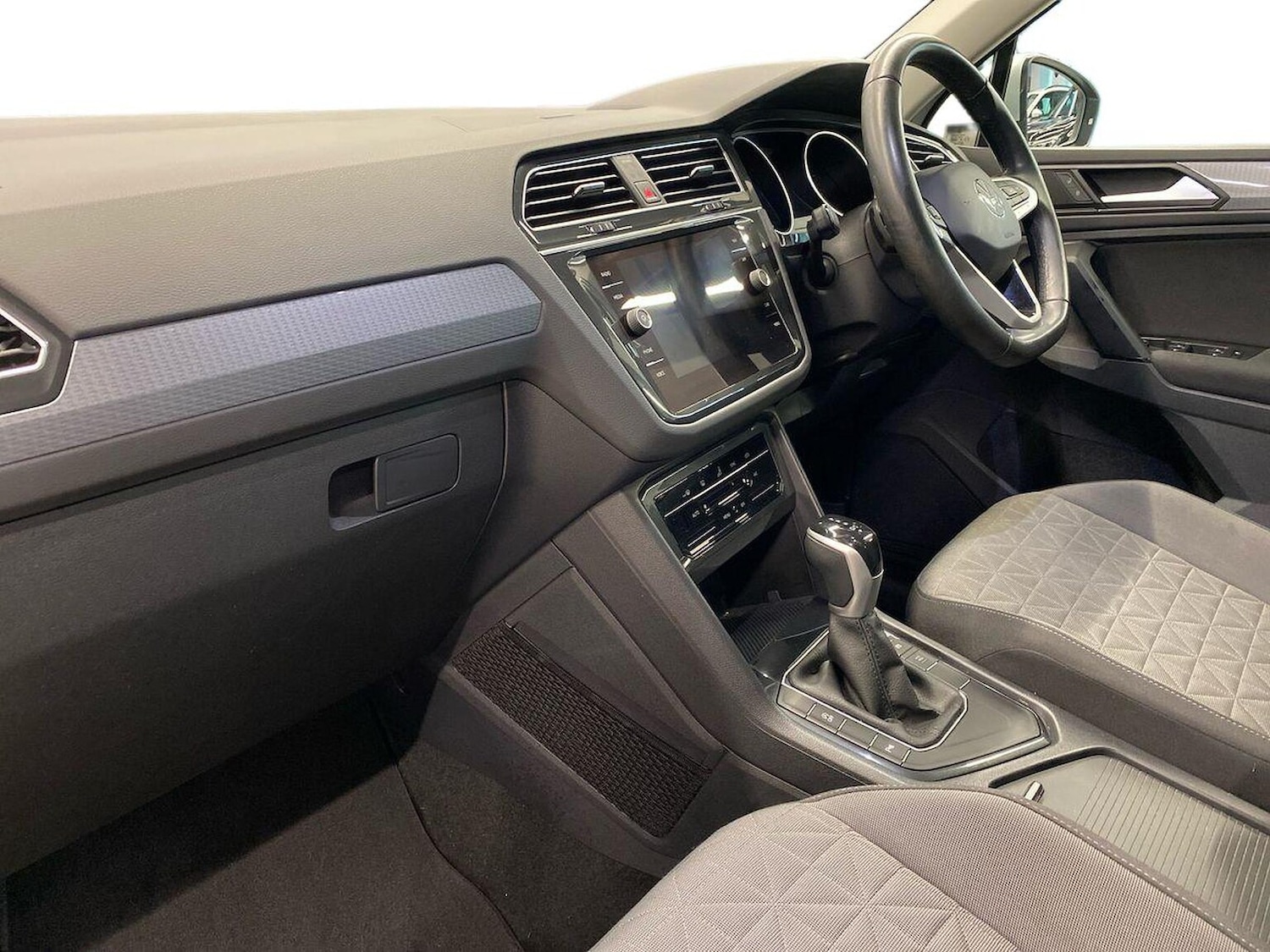 Used Volkswagen Tiguan 2023 for sale - 76905075: Photo 7