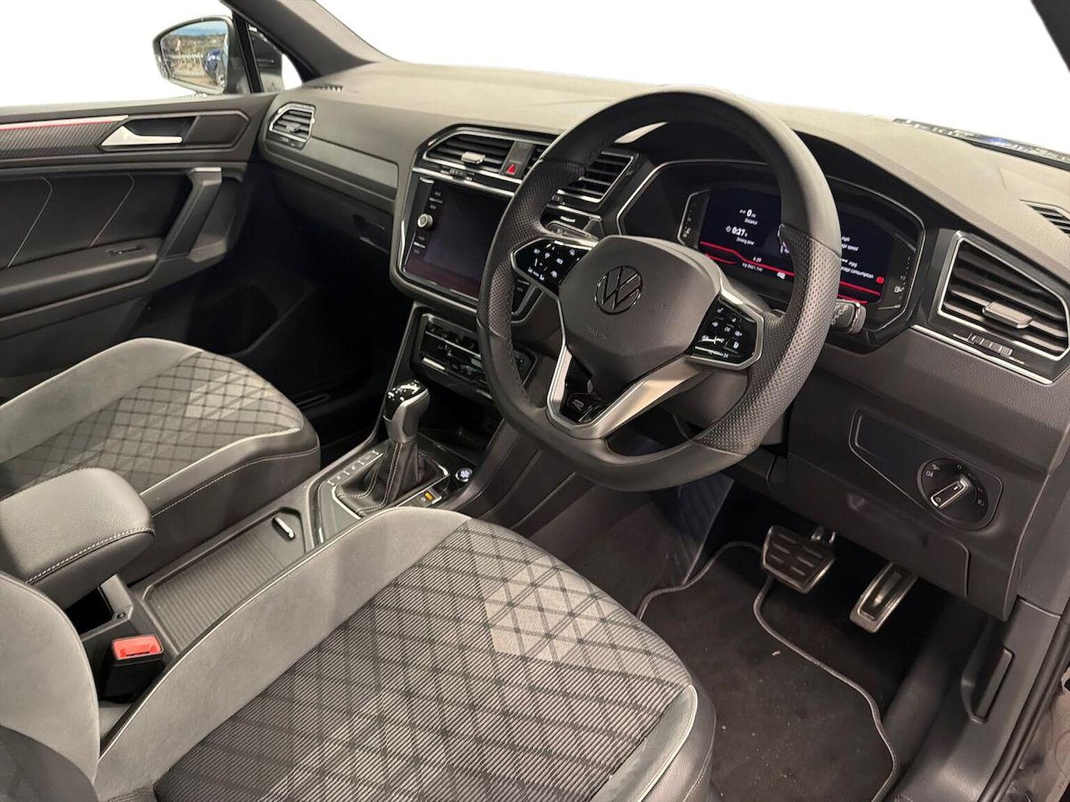 Used Volkswagen Tiguan 2022 for sale - 76412524: Photo 15