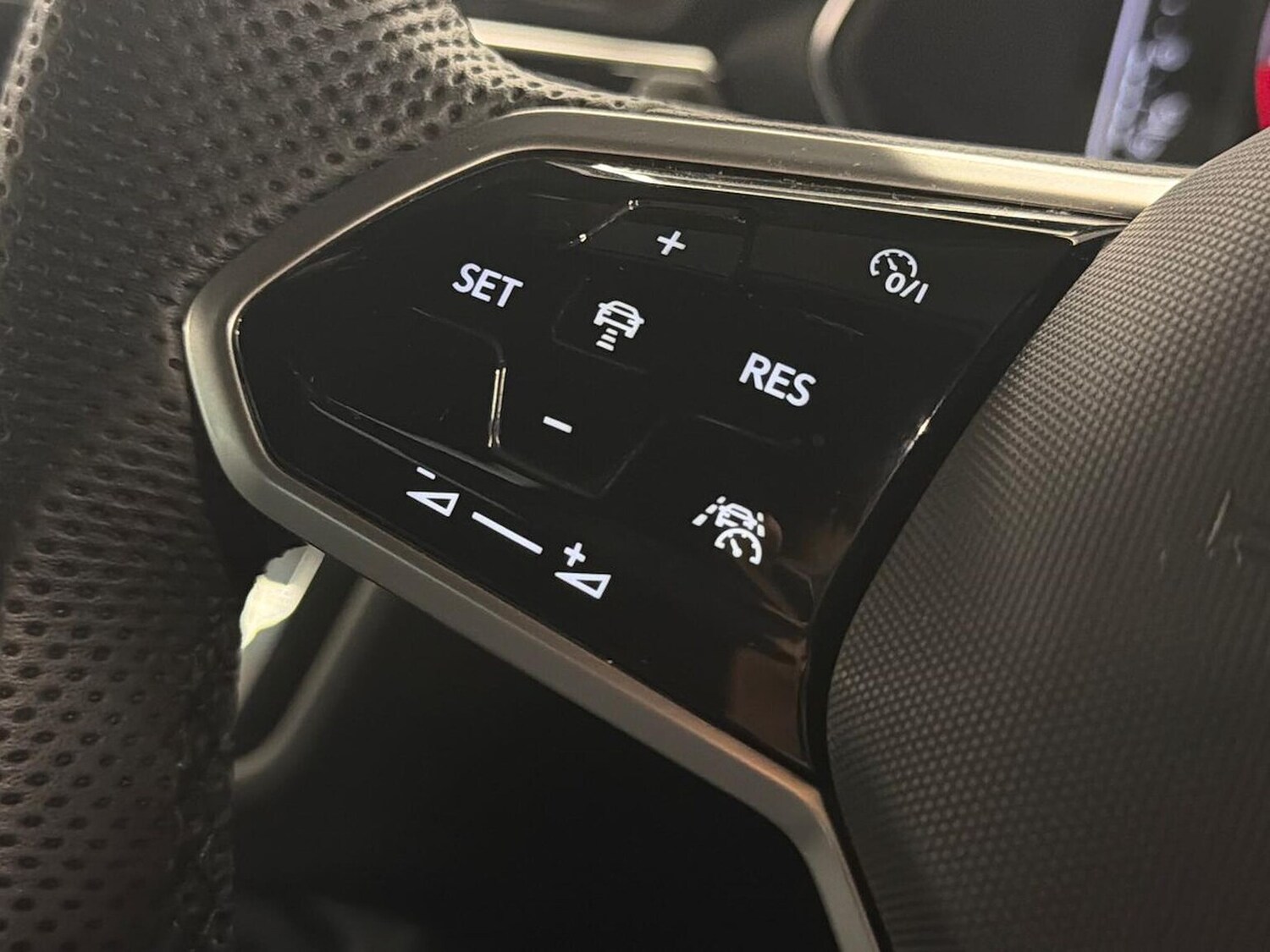 Used Volkswagen Tiguan 2022 for sale - 76412524: Photo 27