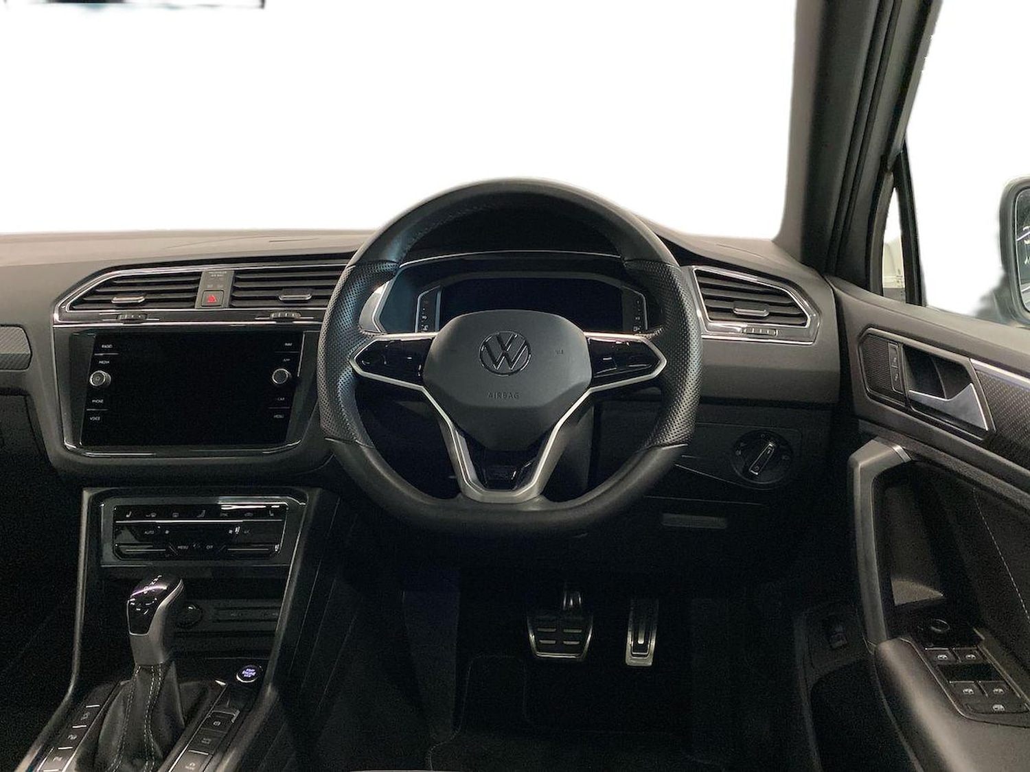 Used Volkswagen Tiguan 2023 for sale - 76497312: Photo 9