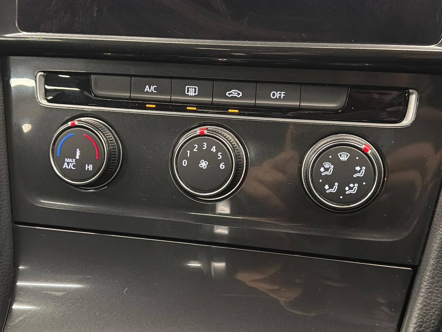 Used Volkswagen Golf 2018 for sale - 78195146: Photo 12