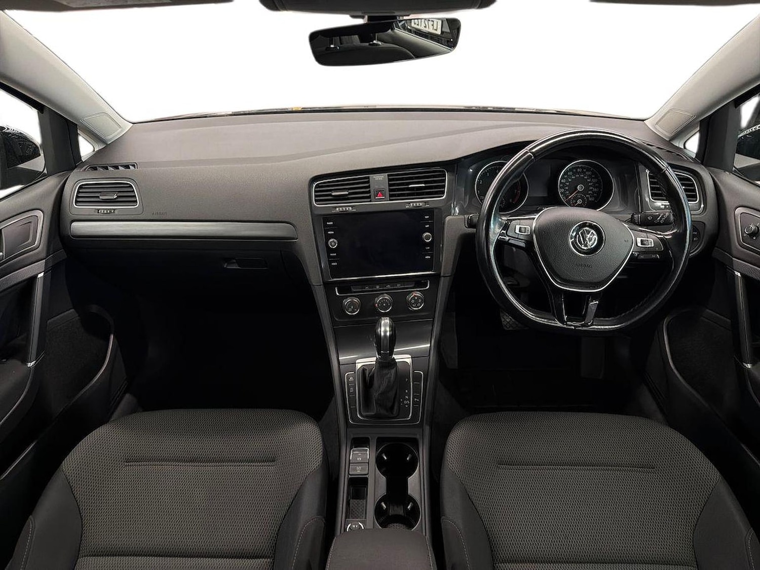 Used Volkswagen Golf 2018 for sale - 78195146: Photo 8