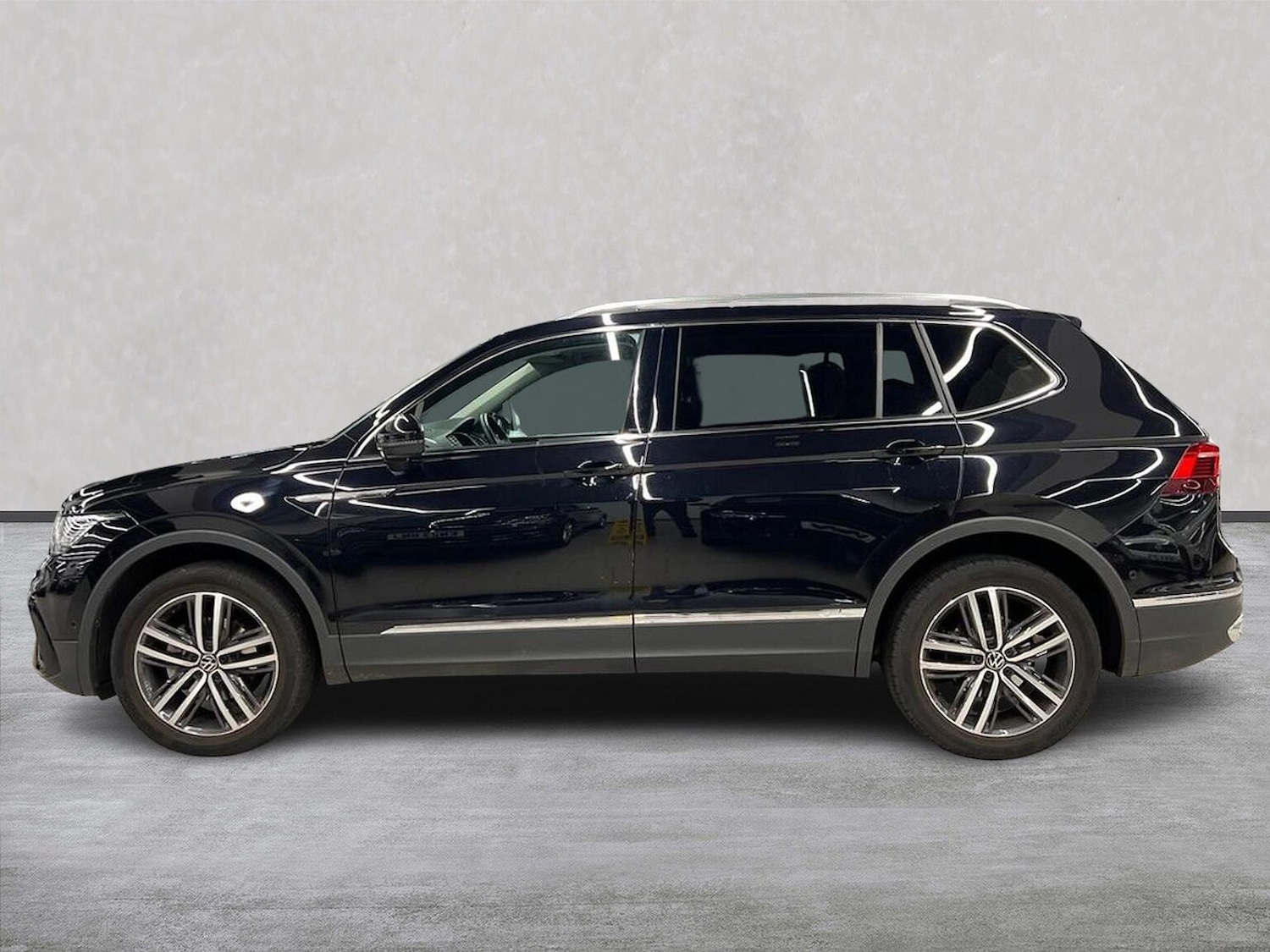 Used Volkswagen Tiguan Allspace 2025 for sale - 76555446: Photo 19