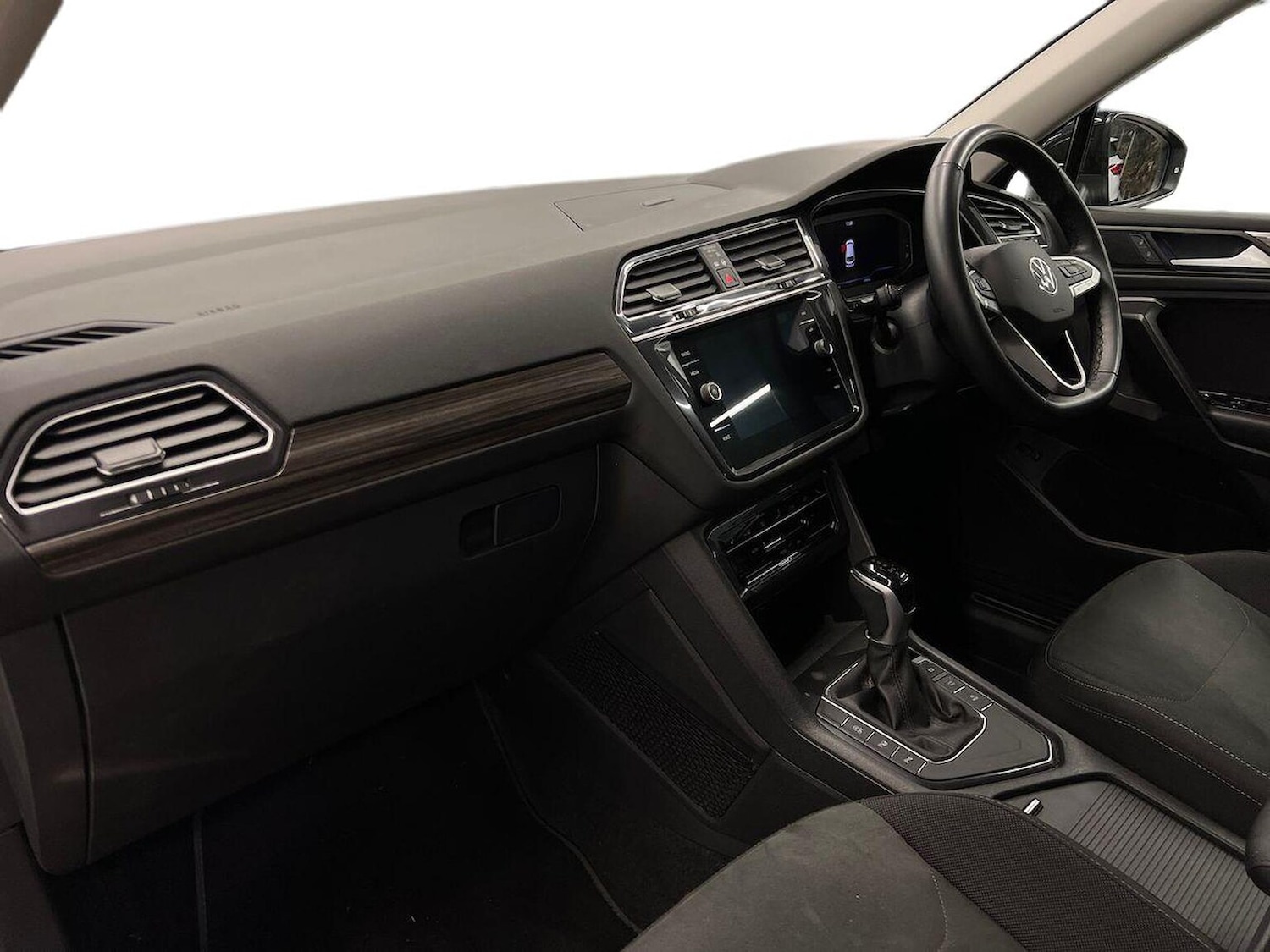 Used Volkswagen Tiguan Allspace 2025 for sale - 76555446: Photo 7