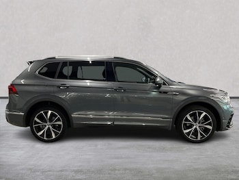 Used Volkswagen Tiguan Allspace 2024 for sale - 75490404: Photo