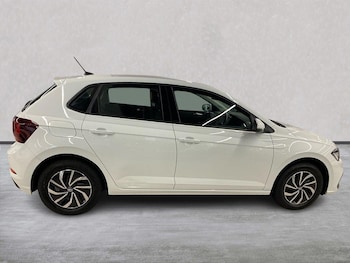 Used Volkswagen Polo 2023 for sale - 77888627: Photo