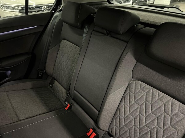 Used Volkswagen Golf 2024 for sale - 76292952: Photo 16