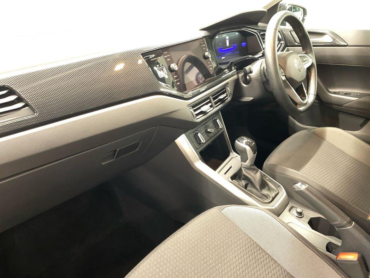 Used Volkswagen Polo 2024 for sale - 77635483: Photo 7