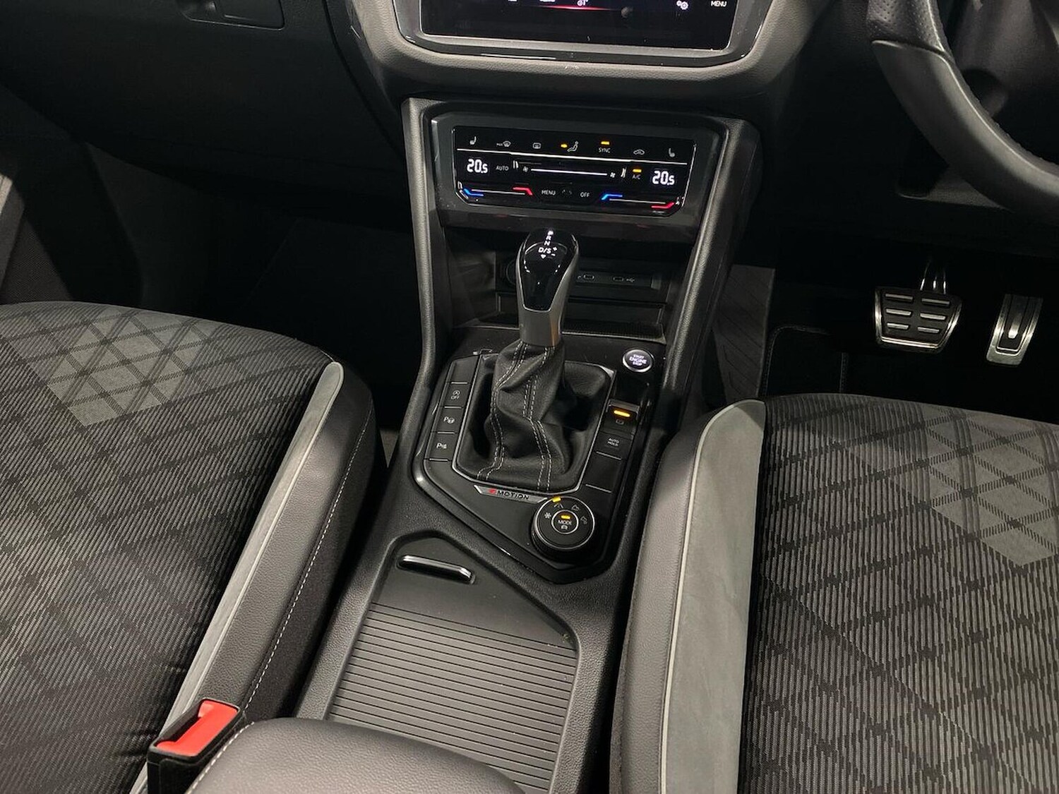 Used Volkswagen Tiguan 2022 for sale - 76860063: Photo 14