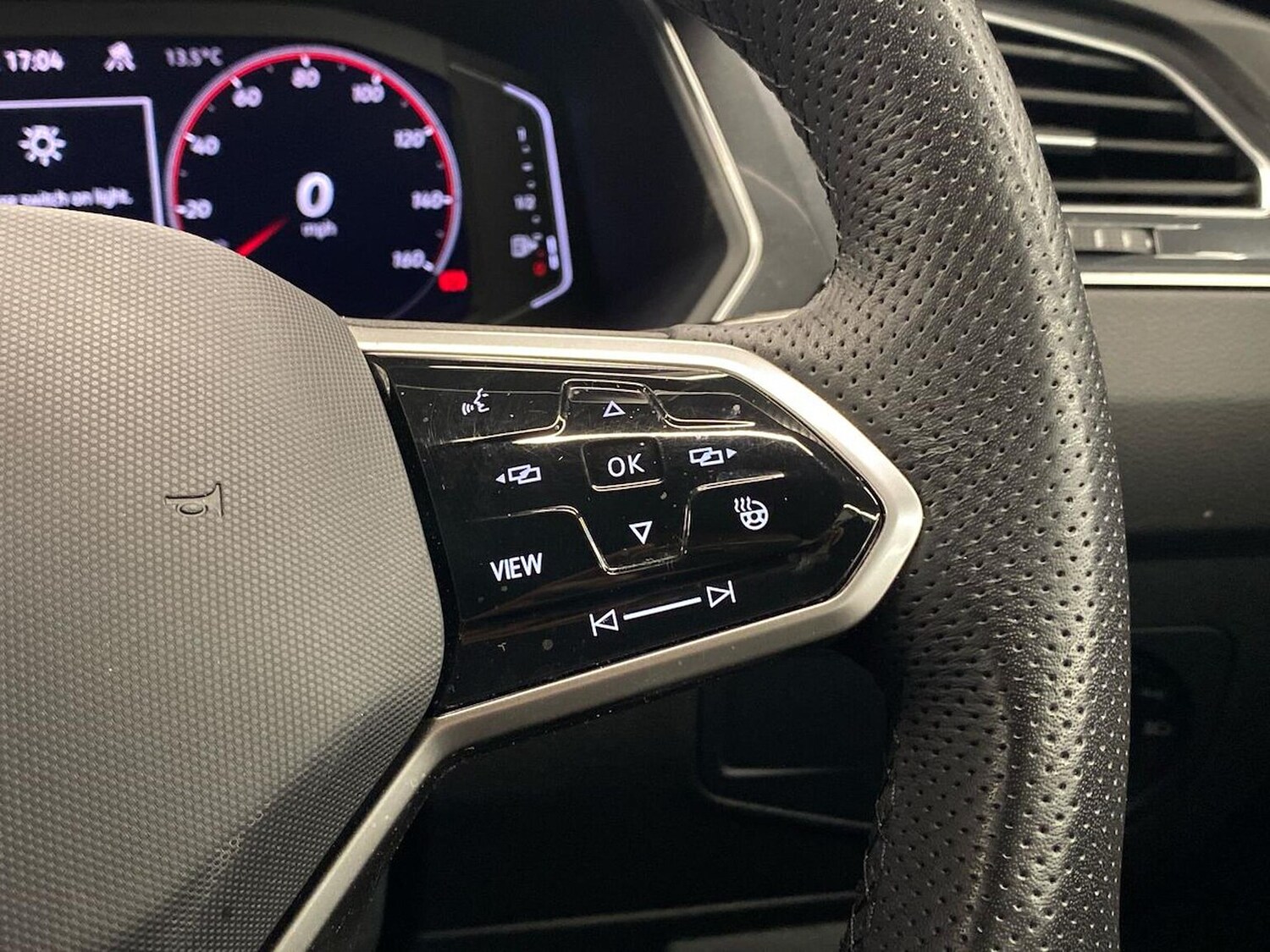 Used Volkswagen Tiguan 2022 for sale - 76860063: Photo 27