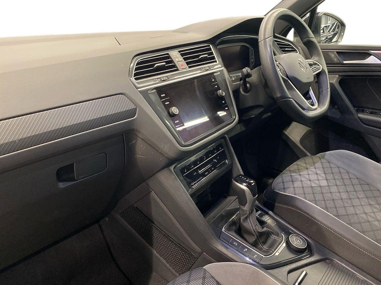 Used Volkswagen Tiguan 2022 for sale - 76860063: Photo 8