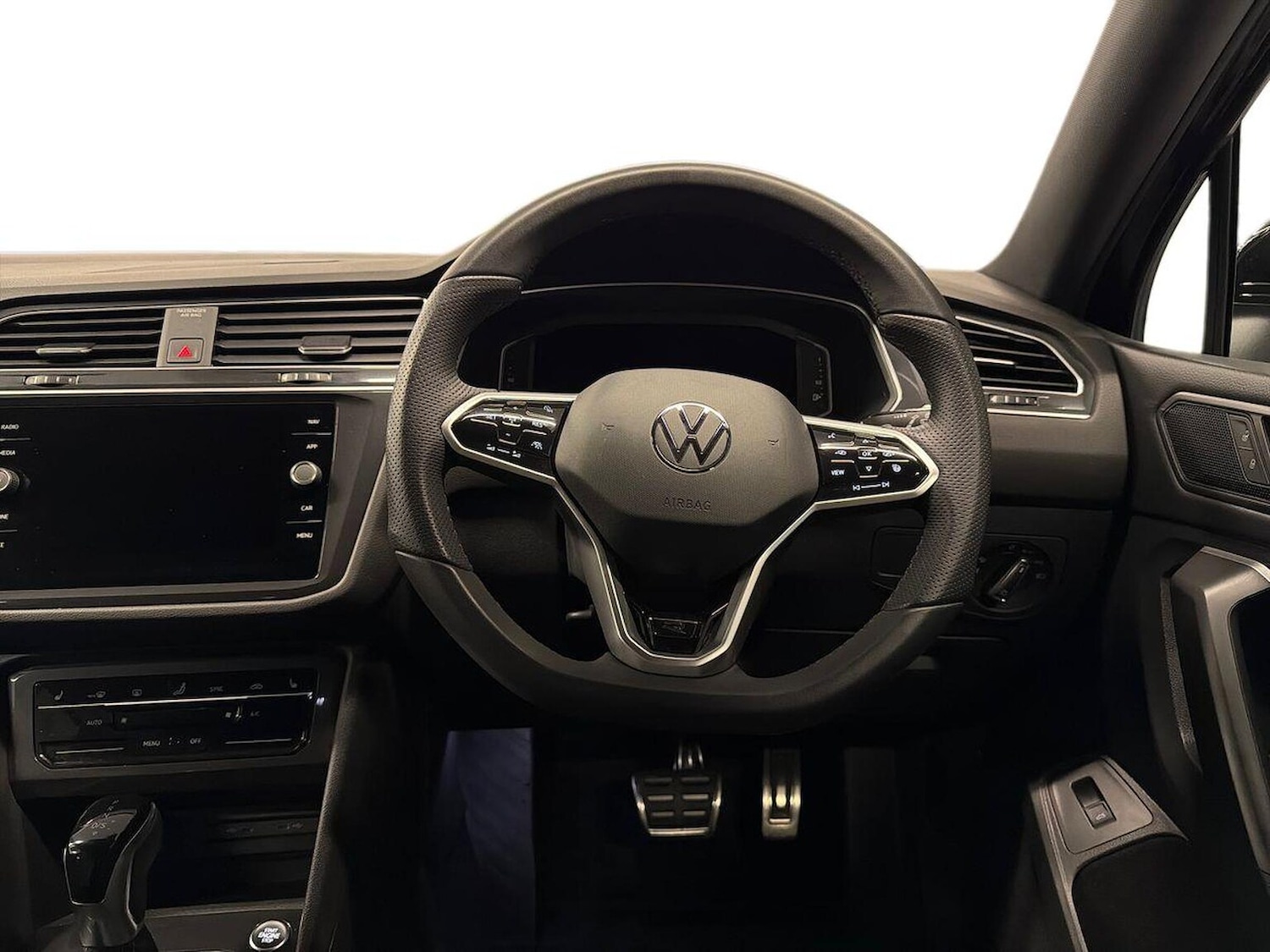 Used Volkswagen Tiguan Allspace 2025 for sale - 76292953: Photo 9