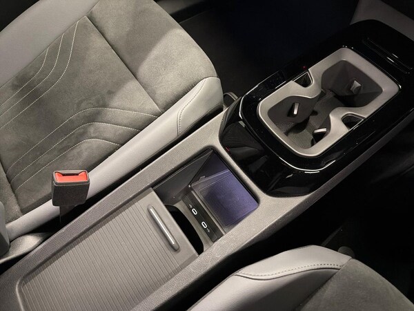 Used Volkswagen ID.4 2024 for sale - 76305444: Photo 13