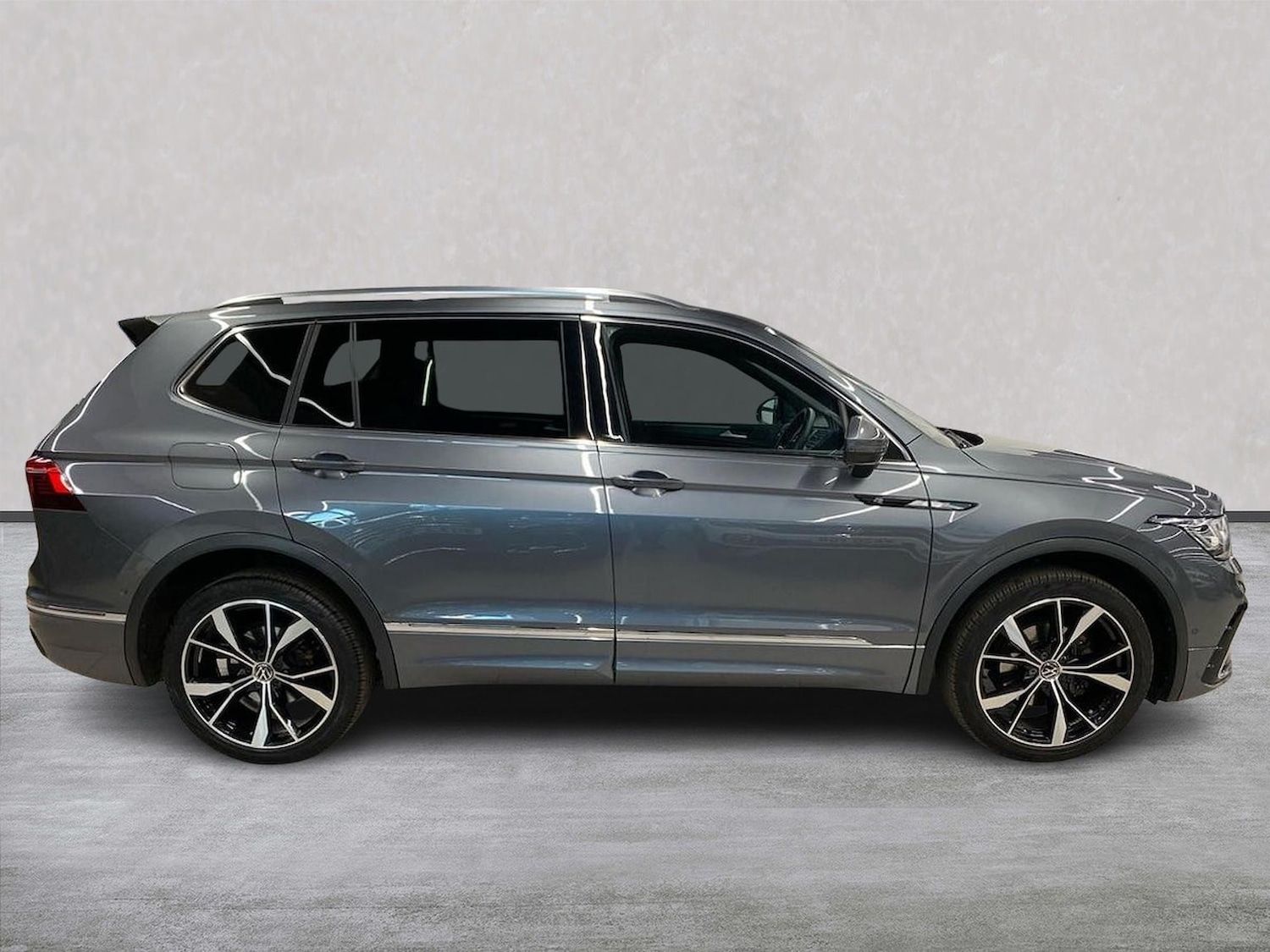 Used Volkswagen Tiguan Allspace 2022 for sale - 78194739: Photo 3