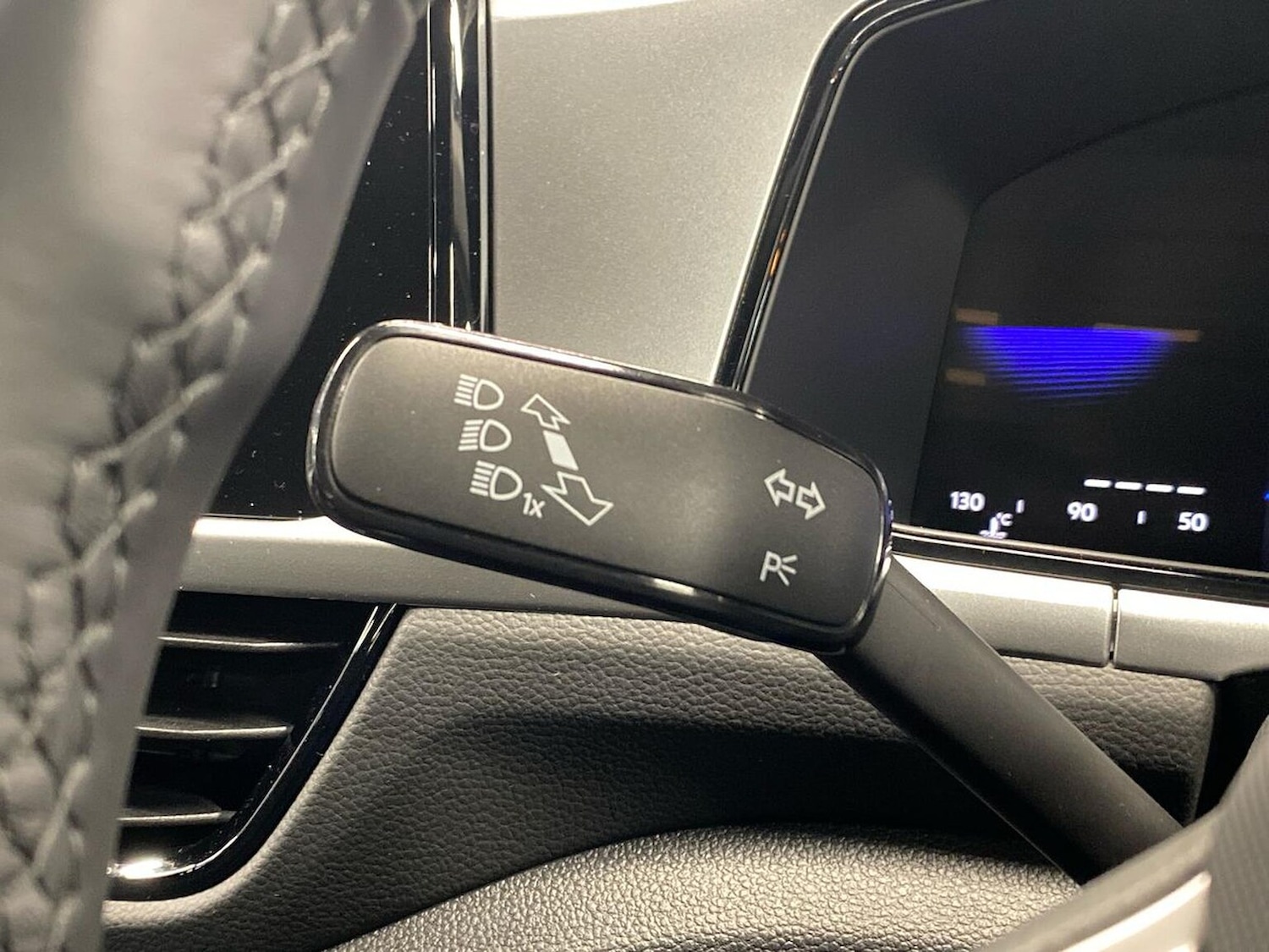 Used Volkswagen T-Roc 2026 for sale - 77901600: Photo 28