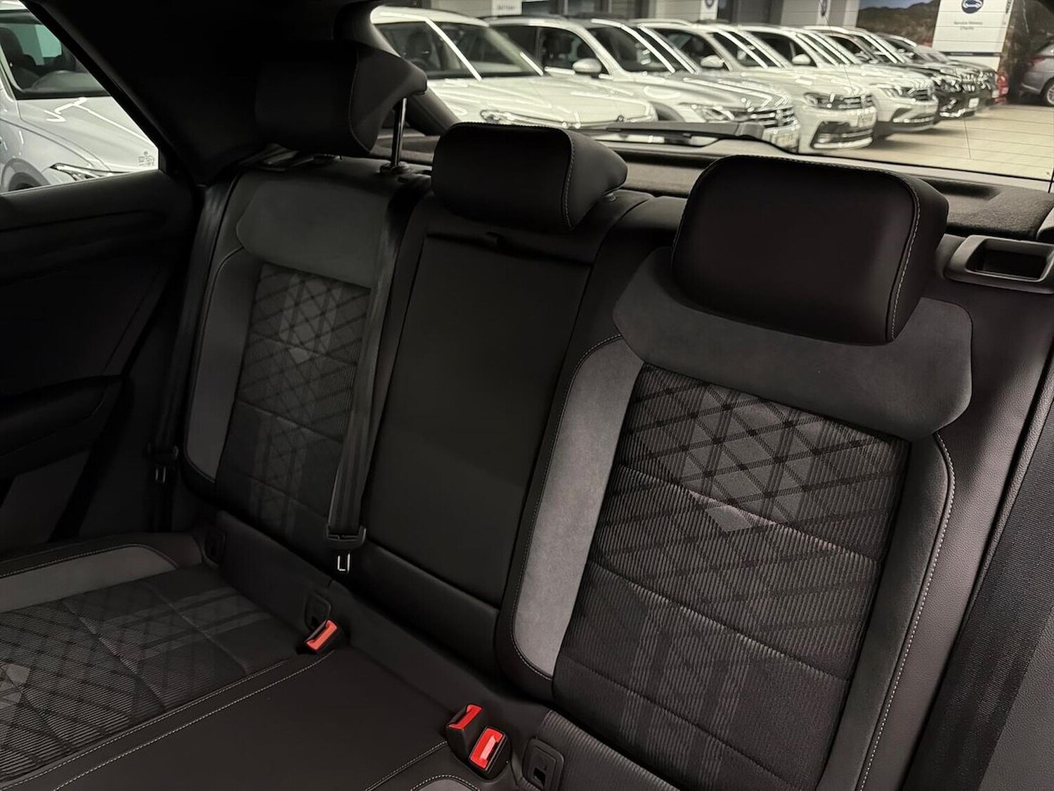 Used Volkswagen T-Roc 2025 for sale - 77487804: Photo 16