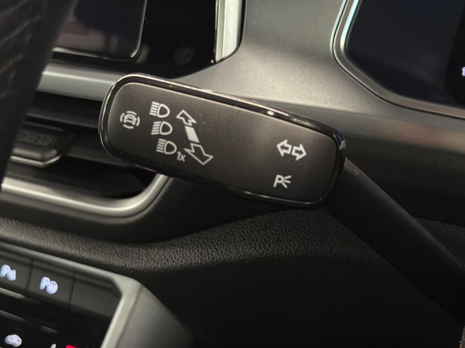 Used Volkswagen T-Roc 2022 for sale - 78194755: Photo 29