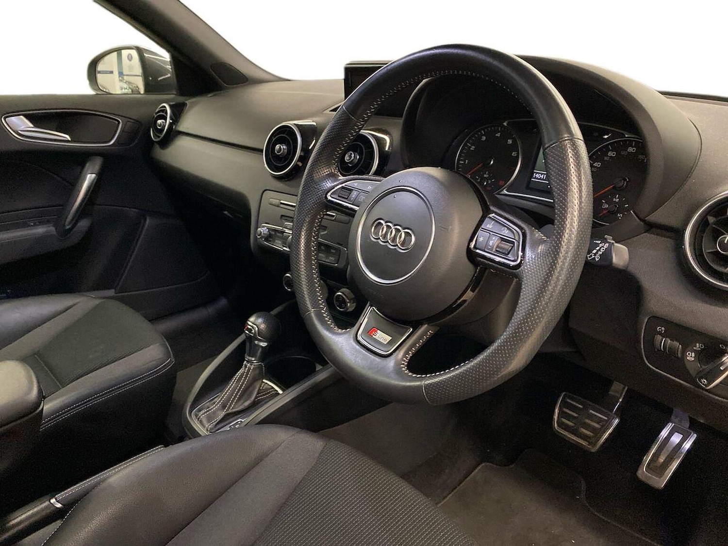 Used Audi A1 2018 for sale - 77555286: Photo 15