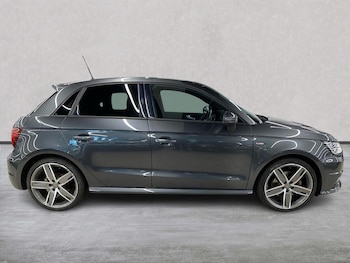 Used Audi A1 2018 for sale - 77555286: Photo